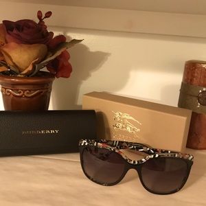 Burberry Sunglasses